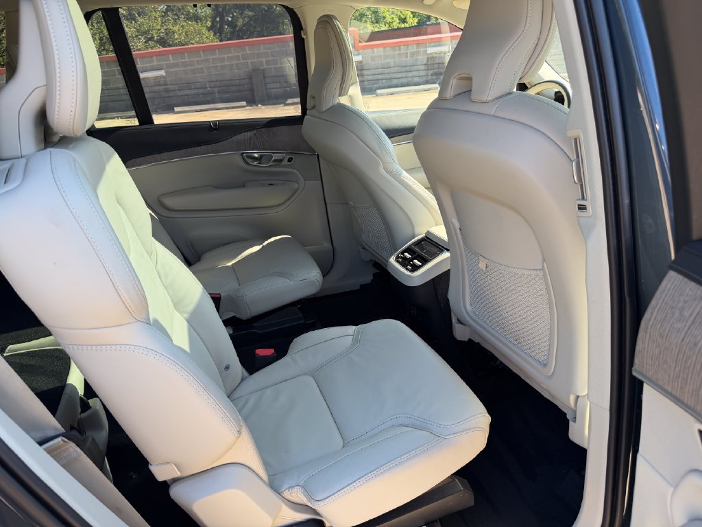 Certified 2024 Volvo XC90 B6 Ultimate AWD/4WD image 27