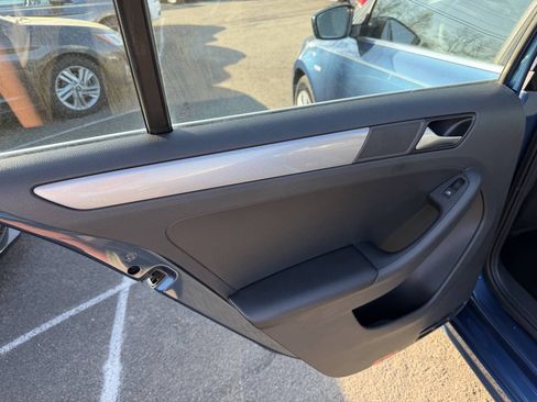 Used 2017 Volkswagen Jetta S FWD image 14