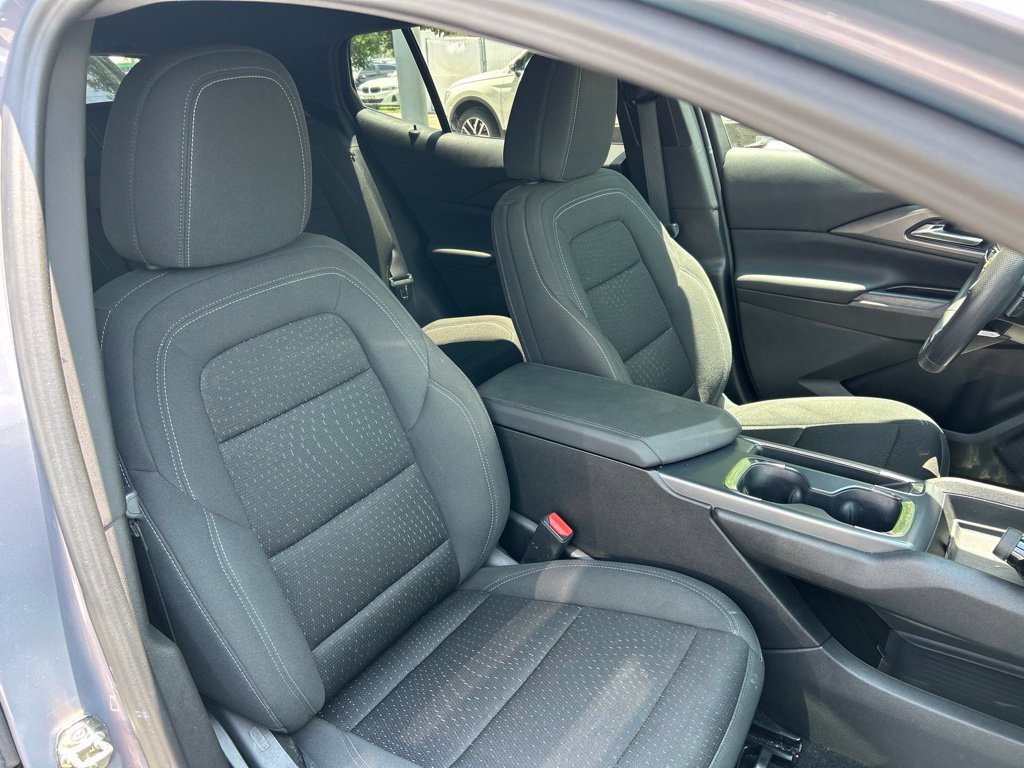 Used 2025 Chevrolet Equinox EV LT FWD image 39