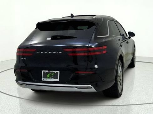 Used 2025 Genesis Electrified GV70 w/ Prestige Package AWD/4WD image 11