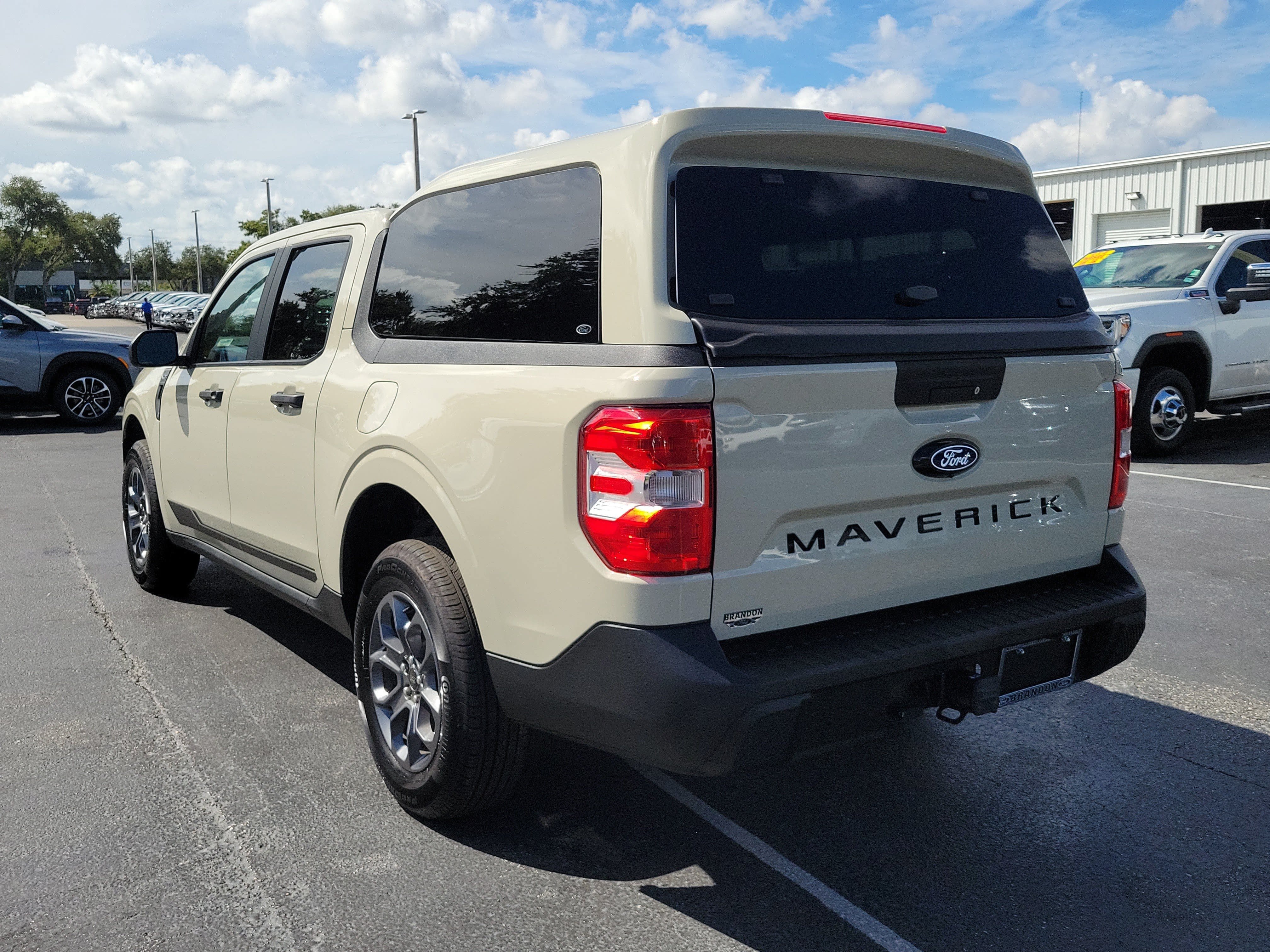 Certified 2025 Ford Maverick XLT FWD image 7