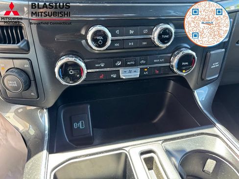 Used 2023 Ford F150 XLT AWD/4WD image 30