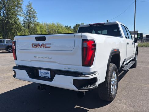Used 2024 GMC Sierra 3500 Denali w/ Denali Reserve Package AWD/4WD image 22