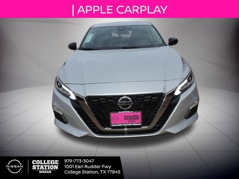 Certified 2021 Nissan Altima 2.5 SR w/ SR Premium Package image 10