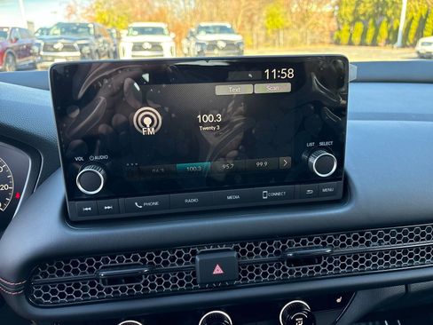 Used 2025 Honda HR-V Sport image 19