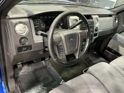 Used 2011 Ford F150 XLT w/ XLT Convenience Pkg image 13