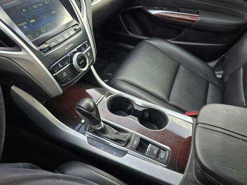 Used 2017 Acura TLX FWD image 26