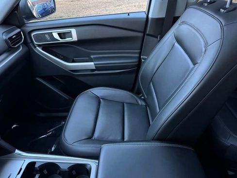 Certified 2023 Ford Explorer XLT w/ Equipment Group 202A image 26