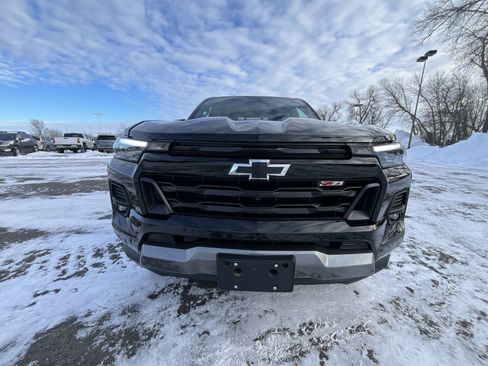 Used 2023 Chevrolet Colorado Z71 w/ Z71 Convenience Package 2 image 15