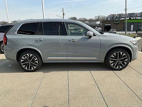 New 2026 Volvo XC90 T8 Ultra w/ Protection Package Premier AWD/4WD image 7