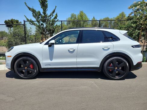 New 2025 Porsche Cayenne GTS AWD/4WD image 2