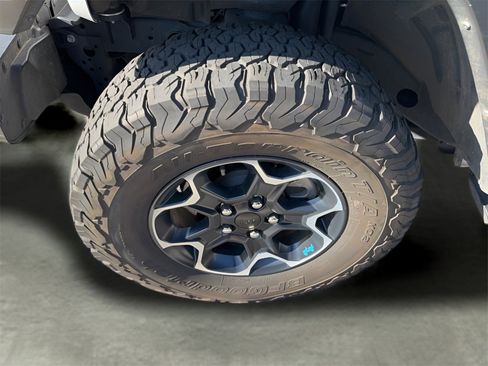 Used 2022 Jeep Wrangler Unlimited Rubicon 4xe w/ Cold Weather Group image 12