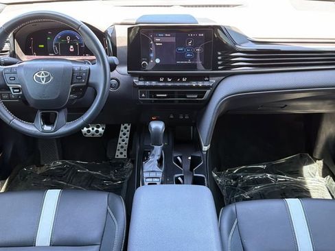 Certified 2025 Toyota Camry SE image 36