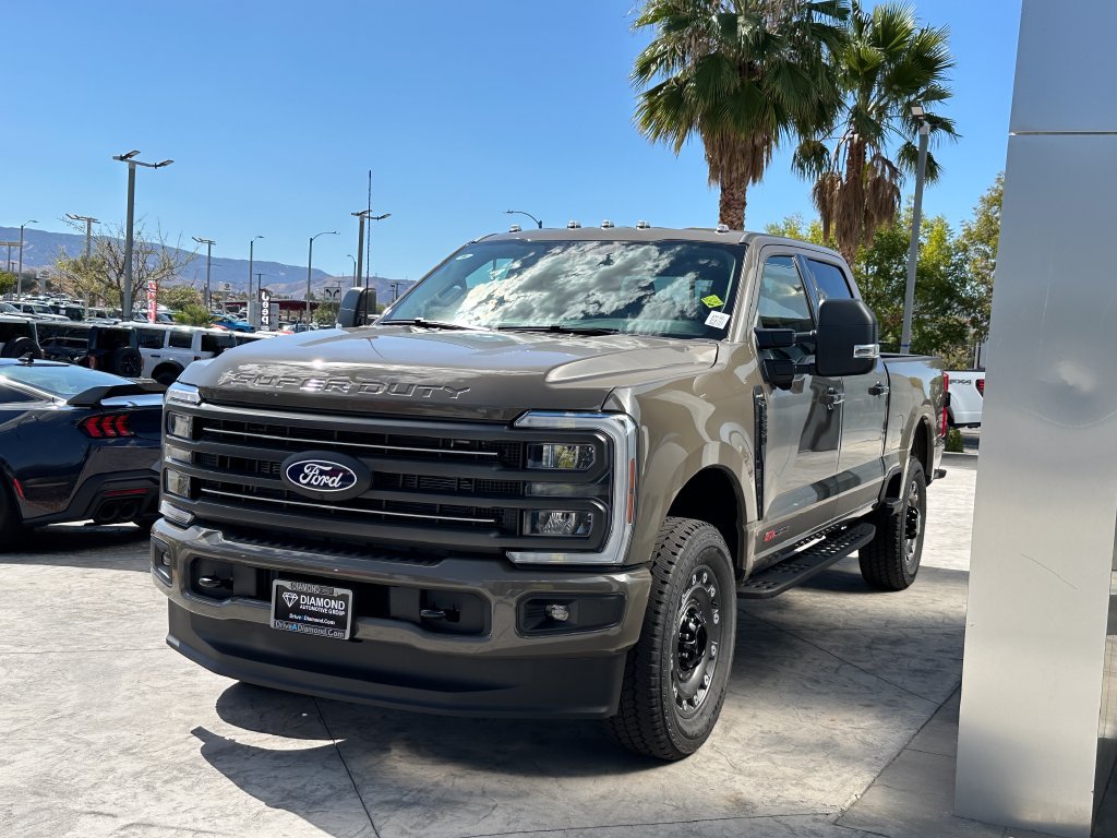 New 2027 Ford F250 XLT w/ XLT Premium Package AWD/4WD image 2