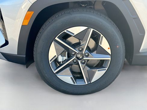 New 2026 Hyundai Tucson SEL FWD image 36