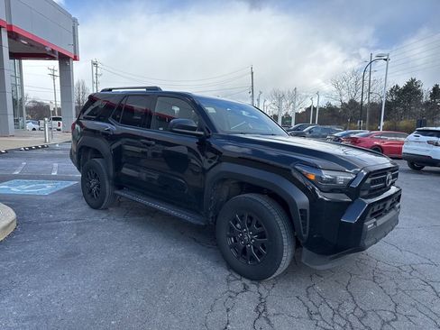 Certified 2025 Toyota 4Runner SR5 image 7