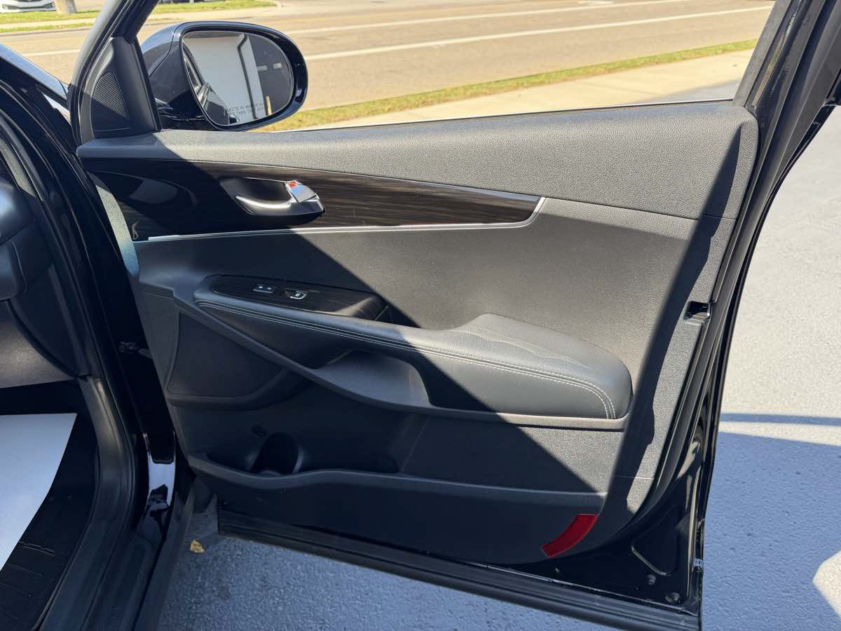 Used 2019 Kia Sorento AWD w/ LX Convenience Package image 22