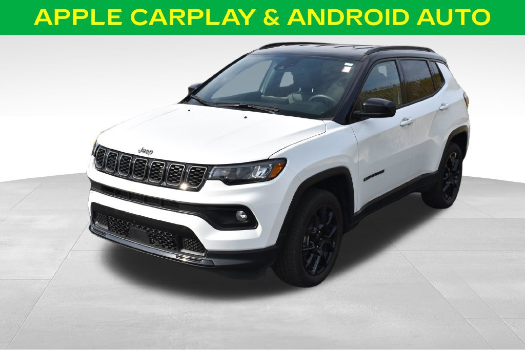 Used 2024 Jeep Compass Latitude w/ Convenience Group AWD/4WD image 4