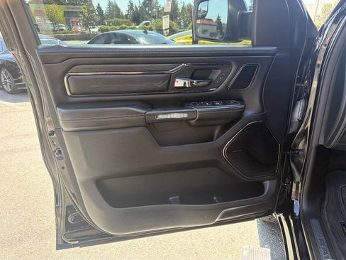 Used 2022 RAM 1500 Limited AWD/4WD image 35