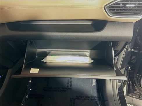 Used 2023 Hyundai Santa Fe SEL w/ Winter Weather Package image 30