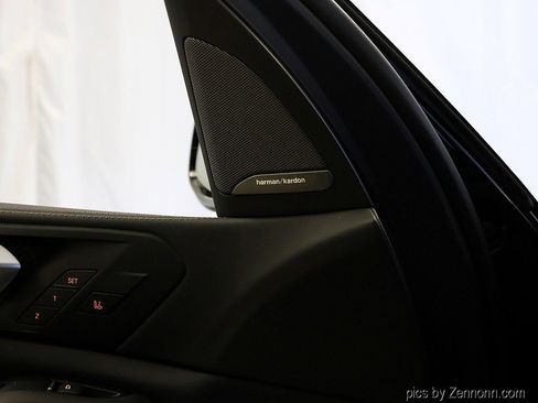 New 2026 BMW X5 xDrive50e w/ M Sport Package image 27