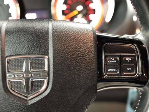 Used 2015 Dodge Grand Caravan SE FWD image 28