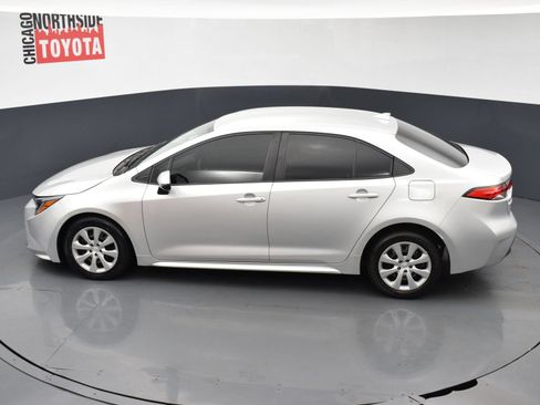 Used 2024 Toyota Corolla LE FWD image 17