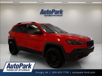 Used 2021 Jeep Cherokee Trailhawk w/ Technology Group AWD/4WD video 1