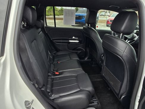 Used 2021 Mercedes-Benz GLB 250 image 13