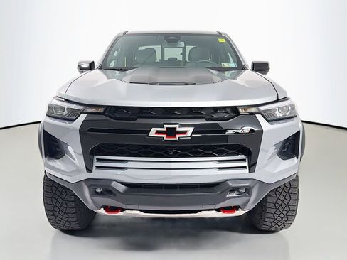 Used 2023 Chevrolet Colorado ZR2 w/ ZR2 Convenience Package III image 2