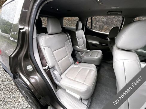 Used 2019 GMC Acadia SLT FWD image 23
