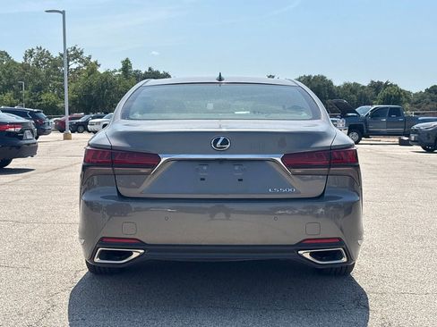 Used 2021 Lexus LS 500 w/ Accessory Package (Z2) RWD image 5
