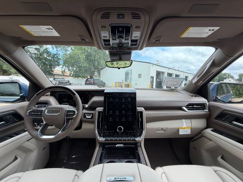 New 2026 GMC Yukon XL Denali w/ Denali Reserve Package AWD/4WD image 31