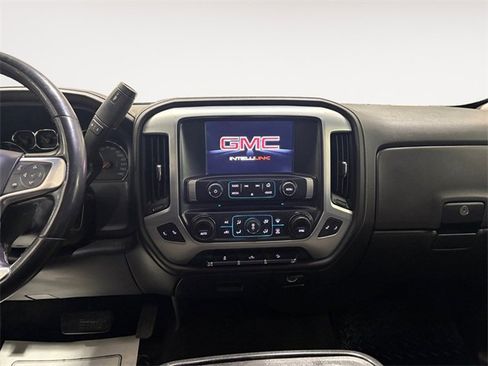 Used 2018 GMC Sierra 1500 SLE w/ SLE Value Package image 9