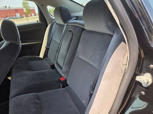Used 2014 Chevrolet Impala LT w/ LT Sunroof Package FWD image 41