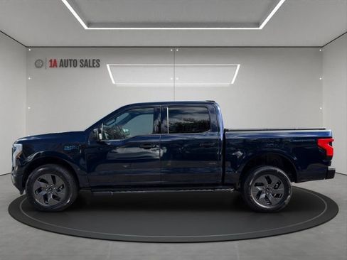 Used 2024 Ford F150 Lightning Lariat image 2