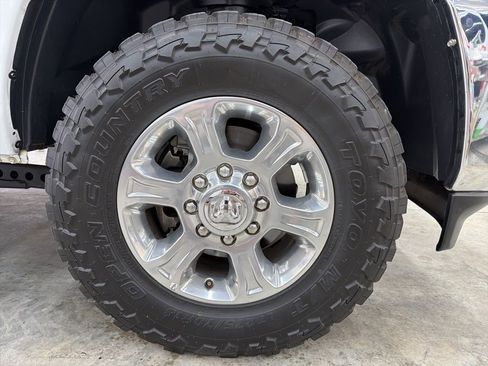 Used 2023 RAM 2500 Big Horn w/ Level 1 Equipment Group AWD/4WD image 12