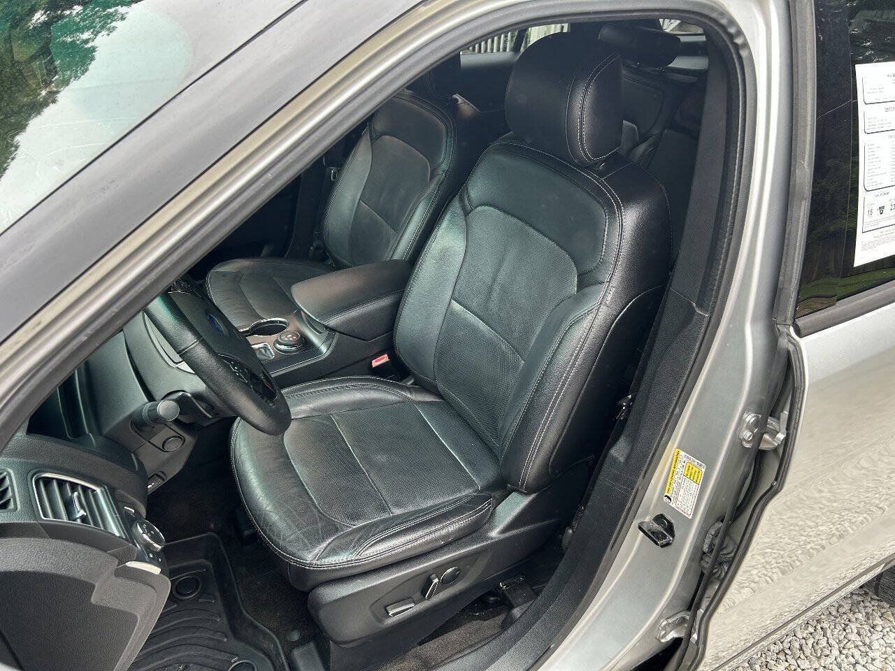 Used 2017 Ford Explorer Limited AWD/4WD image 10