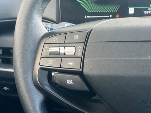 Used 2025 Kia K4 image 29