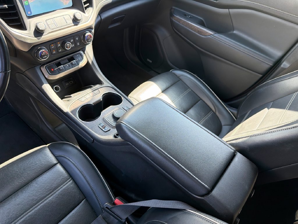 Used 2023 GMC Acadia Denali FWD image 22