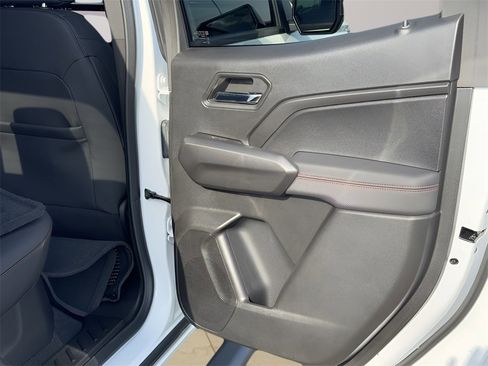 Used 2024 Chevrolet Colorado Z71 w/ Advanced Trailering Package image 27