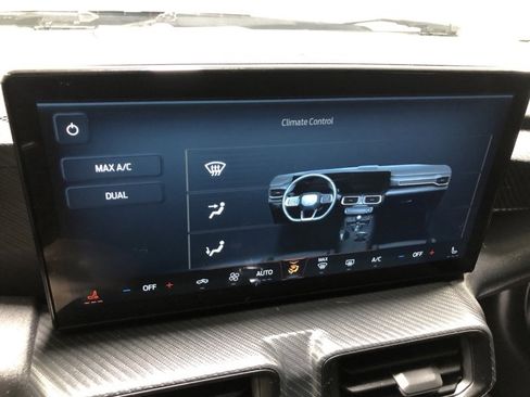 Used 2024 Ford Mustang Coupe image 24