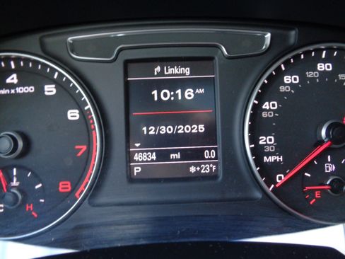 Used 2016 Audi Q3 2.0T Premium Plus w/ Technology Package image 19