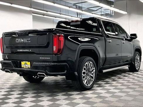 Used 2023 GMC Sierra 1500 Denali Ultimate image 13