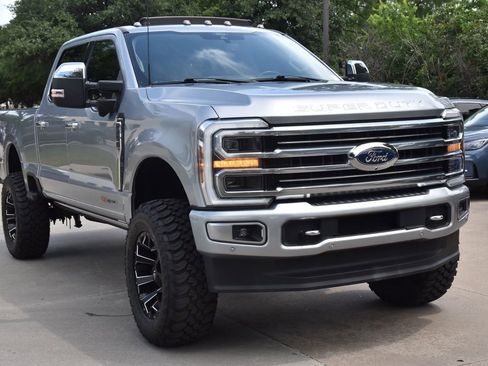 Used 2024 Ford F250 Limited w/ FX4 Off-Road Package AWD/4WD image 4