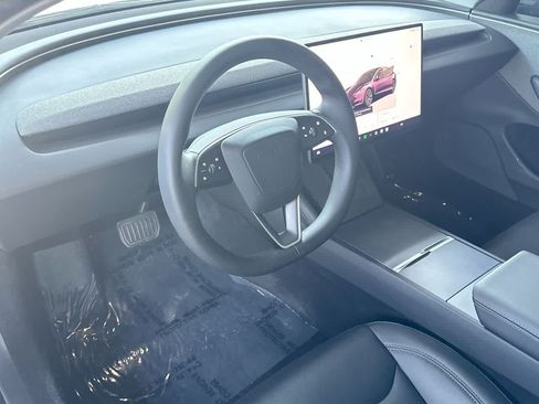 Used 2025 Tesla Model 3 Long Range RWD image 13