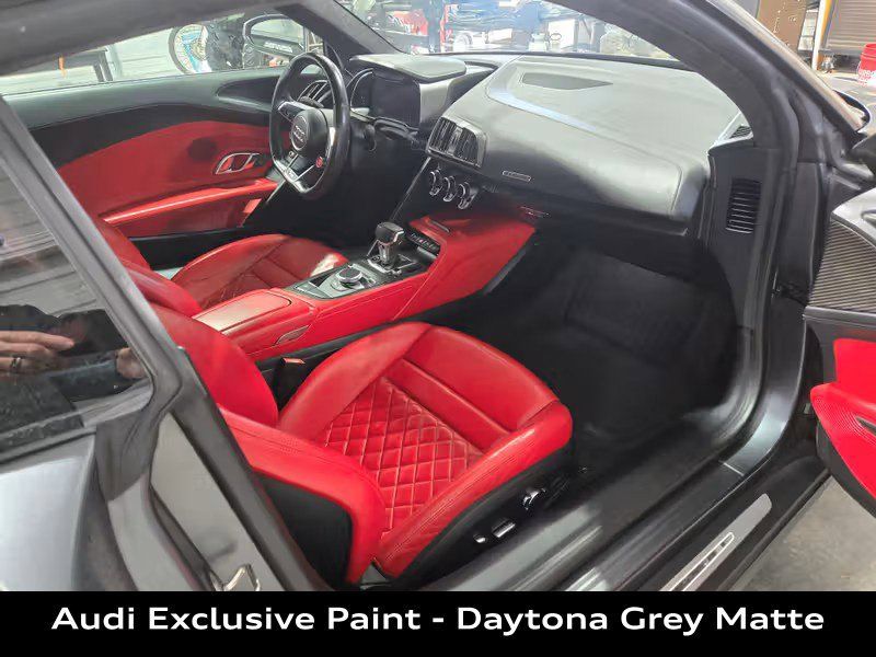 Used 2017 Audi R8 V10 w/ Carbon Exterior Package AWD/4WD image 19