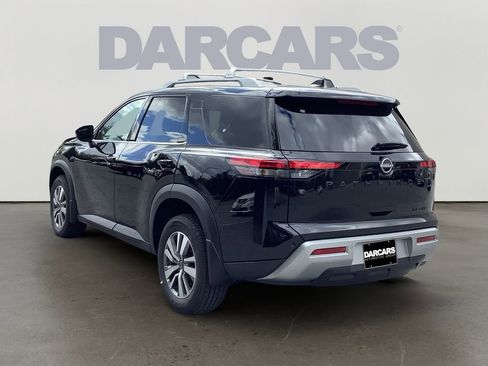 New 2025 Nissan Pathfinder SL w/ Black Appearance Package image 5