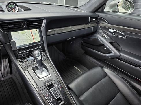 Used 2015 Porsche 911 Carrera 4S image 25
