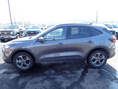 Certified 2025 Ford Escape ST-Line Select image 2